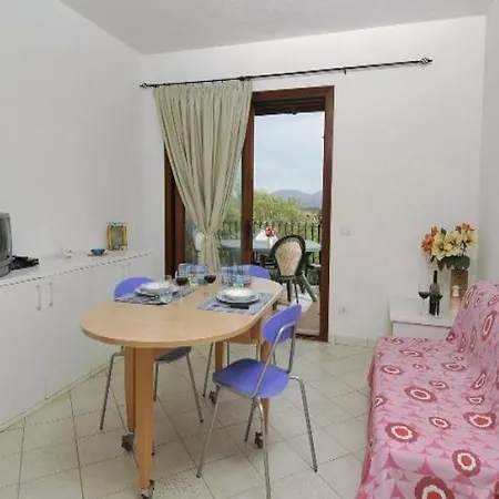 Li Frauli Apartment *