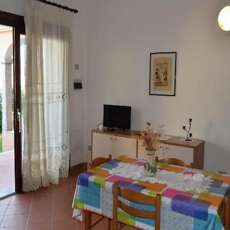 Li Frauli Apartment *